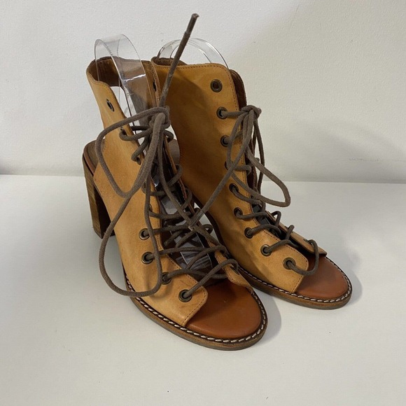 Jeffrey Campbell Free People Minimal Lace Up Bootie Sandal Cognac Leathe… - Picture 2 of 10